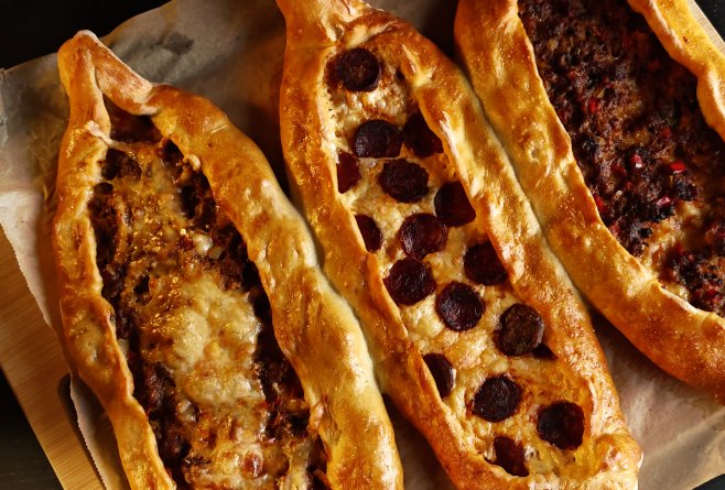 Pide turcești  – Rețeta pas cu pas