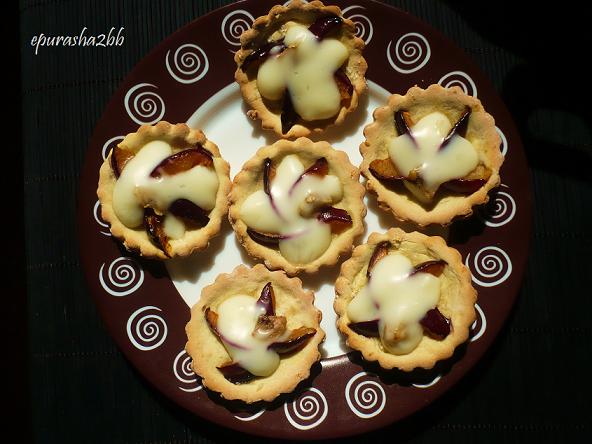 Mini tarte cu prune