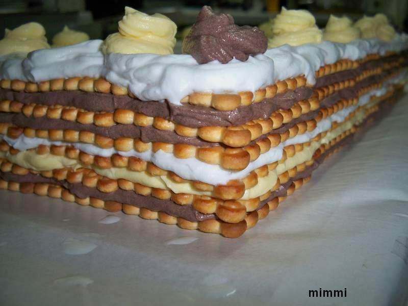 Desert tort de biscuiti