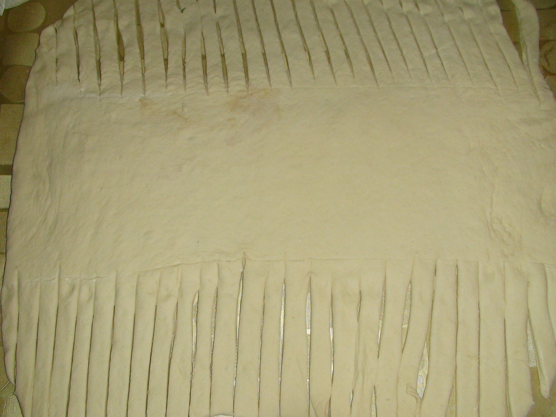 Placinta cu costita afumata si legume