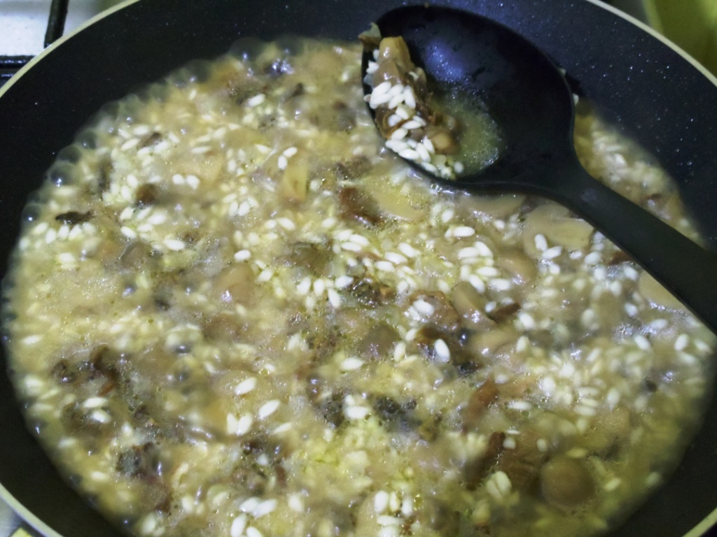 Risotto de post cu hribi si mazare