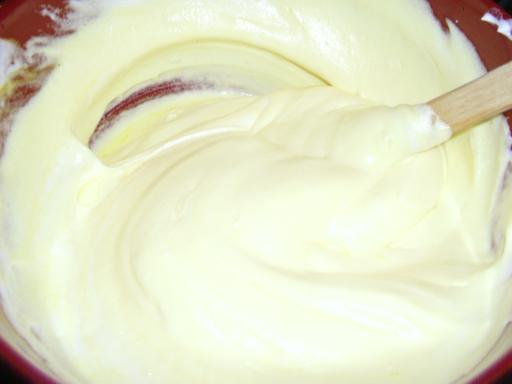 Tort cu mere si mascarpone