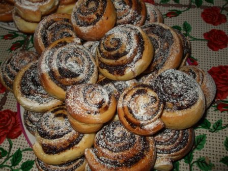 Rolls Cinnabon sau melcisori(varianta simpla fara glazura)