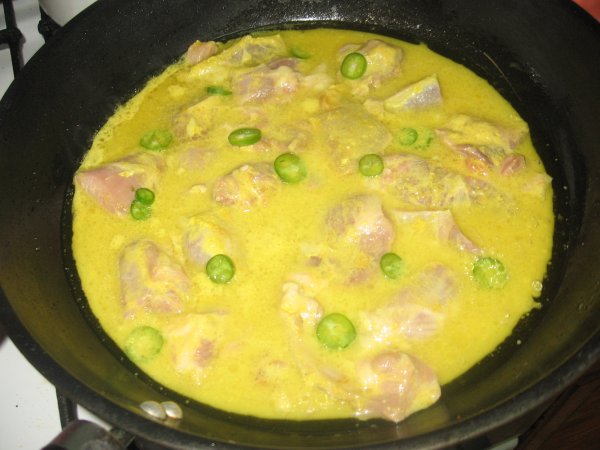 Curry de curcan si orez cu legume