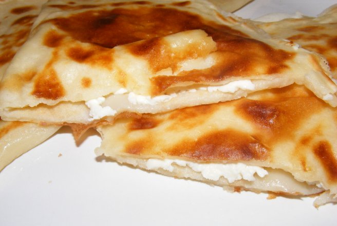 Clatite cu branza