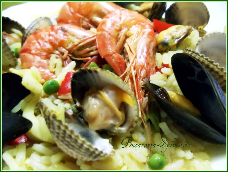 Paella valenciana