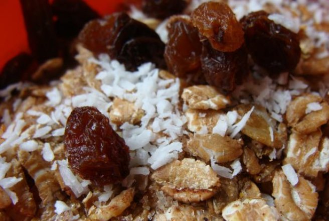 Granola cu tot ce-am gasit prin bucatarie...