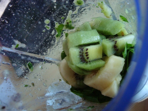 Green-Is-The-New-Black Smoothie