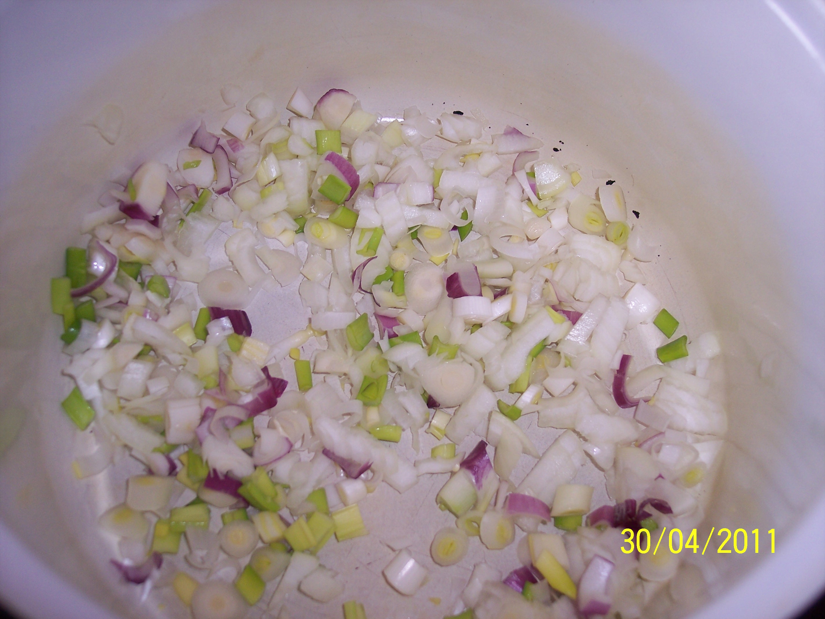 Carne de pui in sos de ceapa