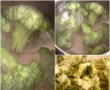 Pui cu ciuperci in sos de smantana si garnitura de orez si brocoli-5