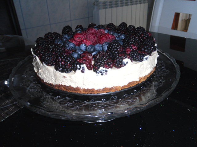 Cheesecake cu fructe de padure