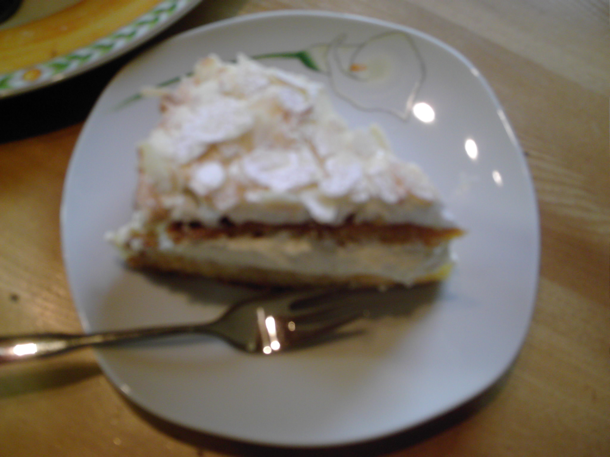 Tort cu mere si frisca(Apfel Torte mit Baiserhaube)