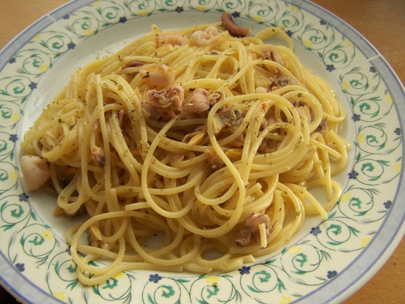 Spaghete cu fructe de mare