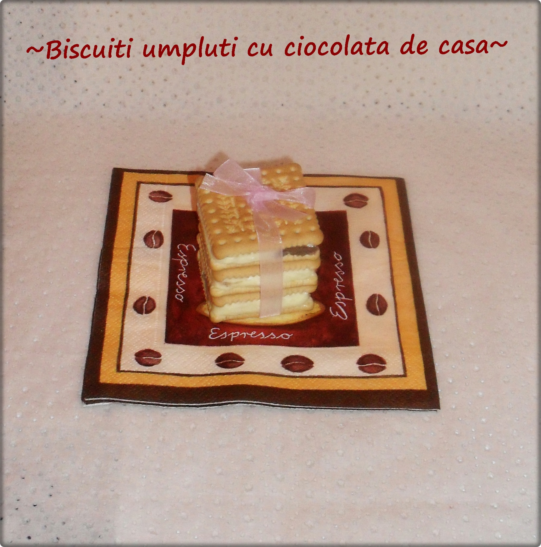 Biscuiti umpluti cu ciocolata de casa