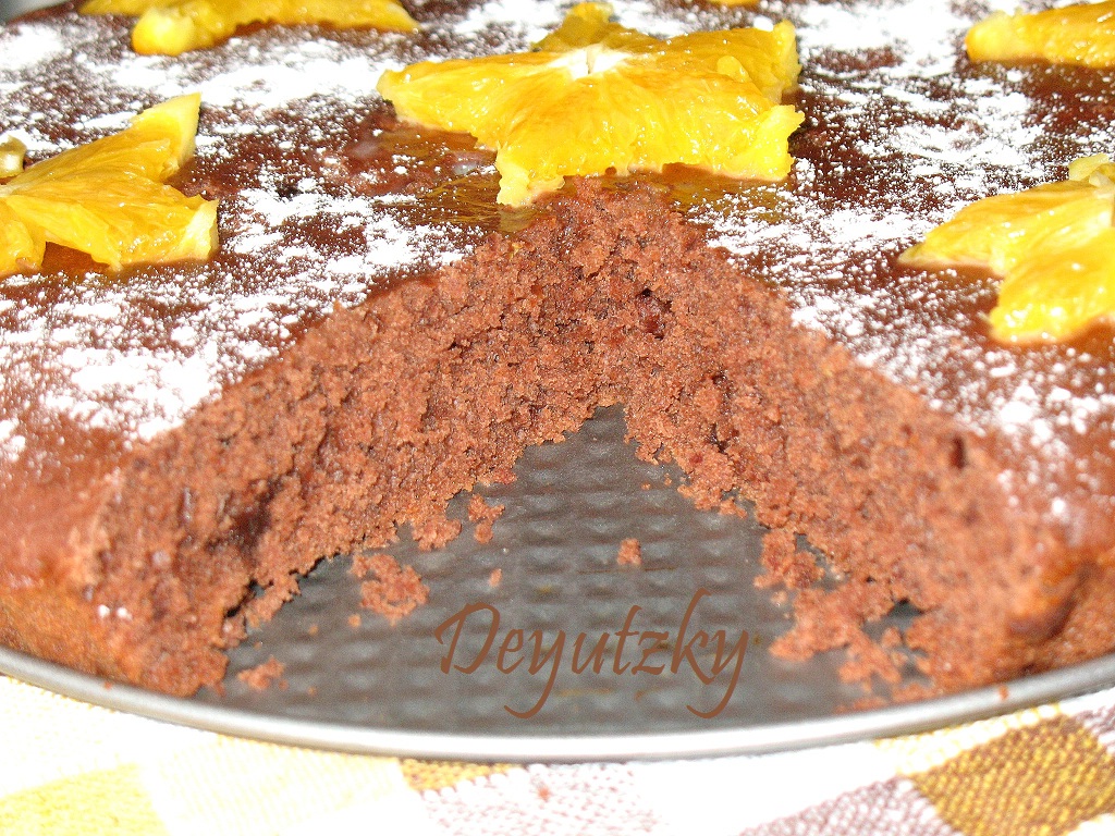 Tarta pufoasa de ciocolata