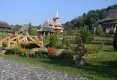 Maramures plai cu flori  - Manastirea Barsana-20