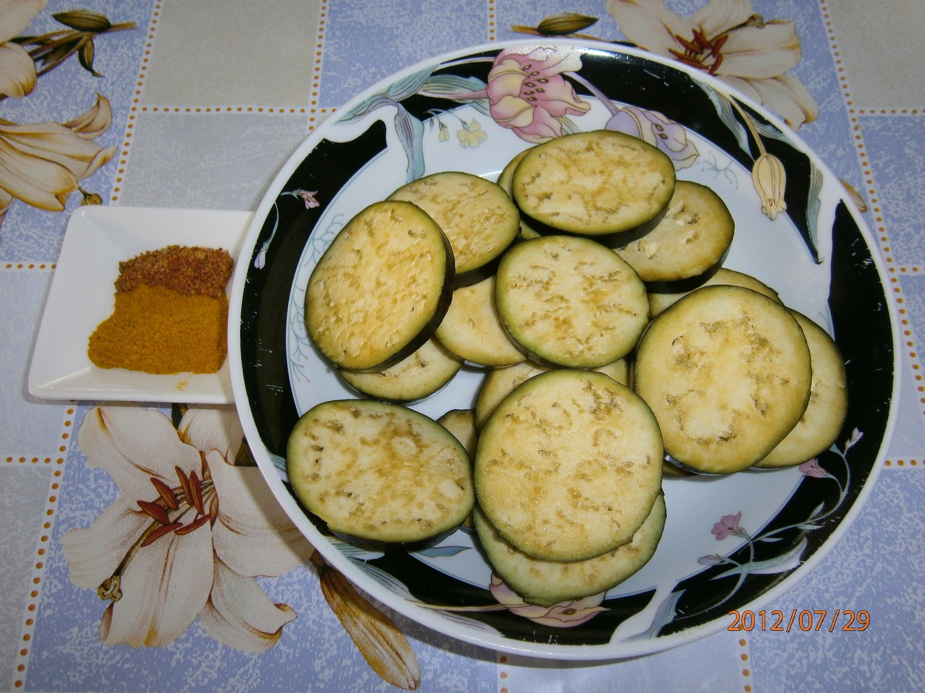 Fried brinjal-Vinete calite (reteta sri lankeza)