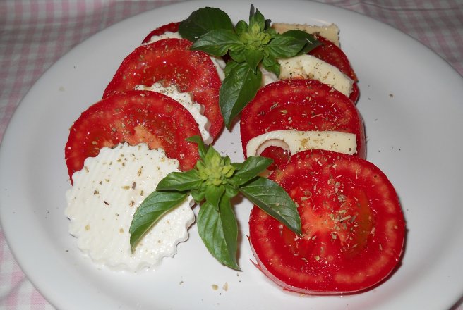 Salata Caprese