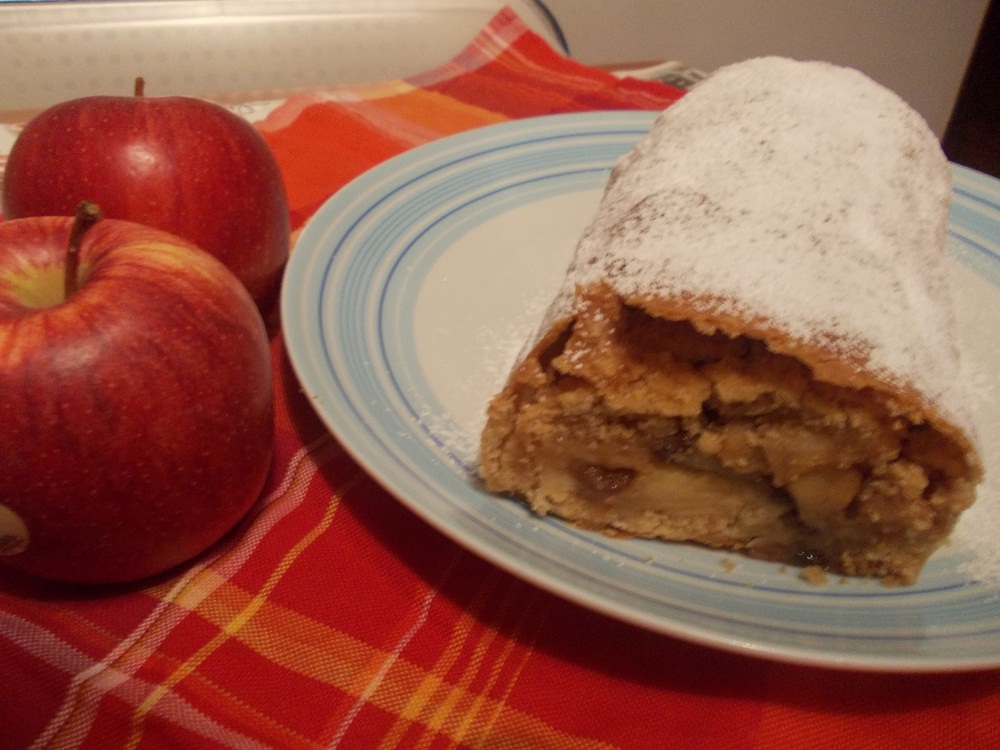 Strudel de mere (reteta bunicii italiene )