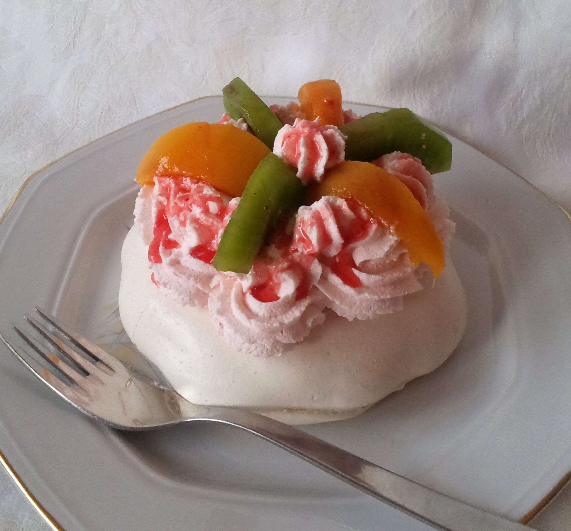 Mini pavlova.