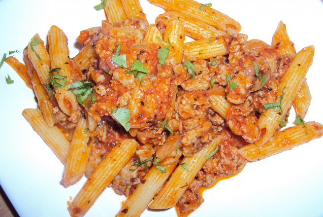 Penne cu carne tocata