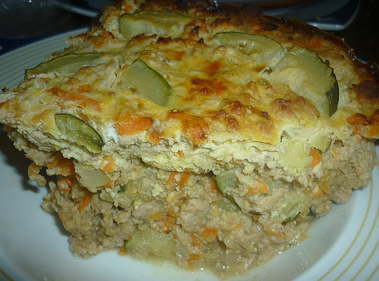 Musaca de zucchini (dovlecei) cu carne tocata la cuptor