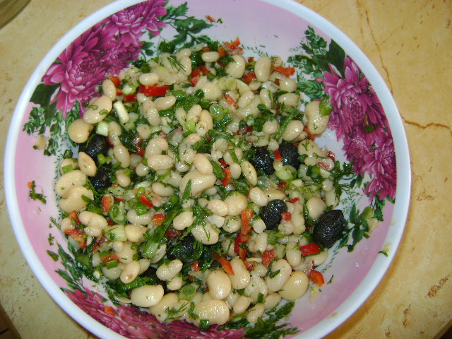 Salata de fasole