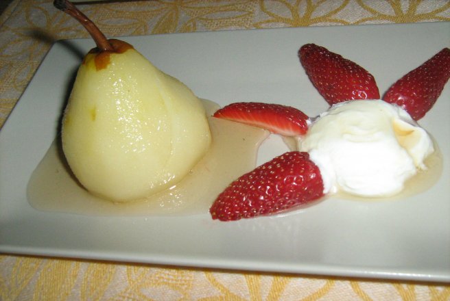 Pere aromate in sirop