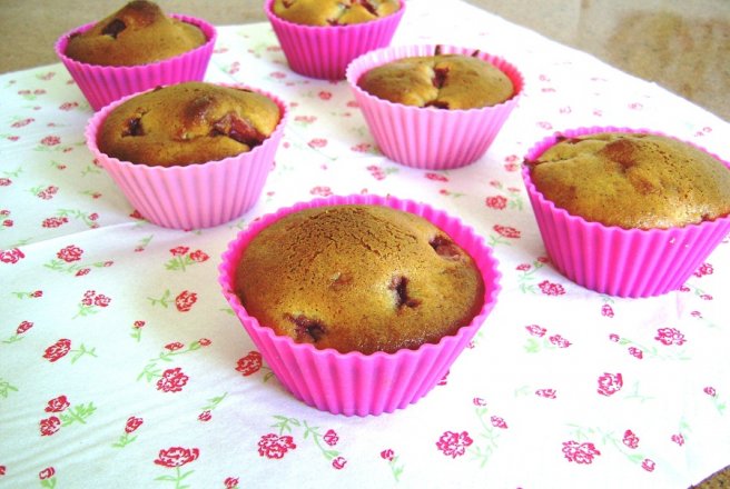 Muffins cu capsuni a la Minichefs