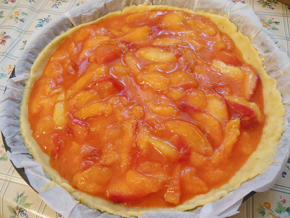 Tarta cu caise si nectarine