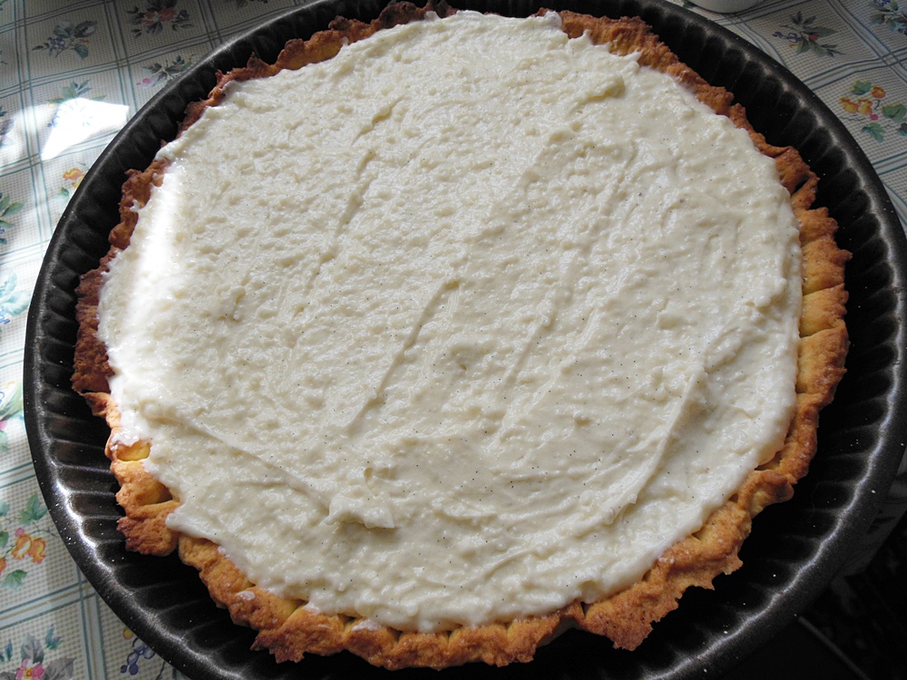 Tarta cu jeleu de zmeura si mascarpone