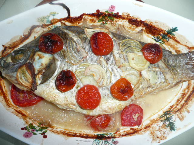 Peste Tilapia la cuptor cu legume