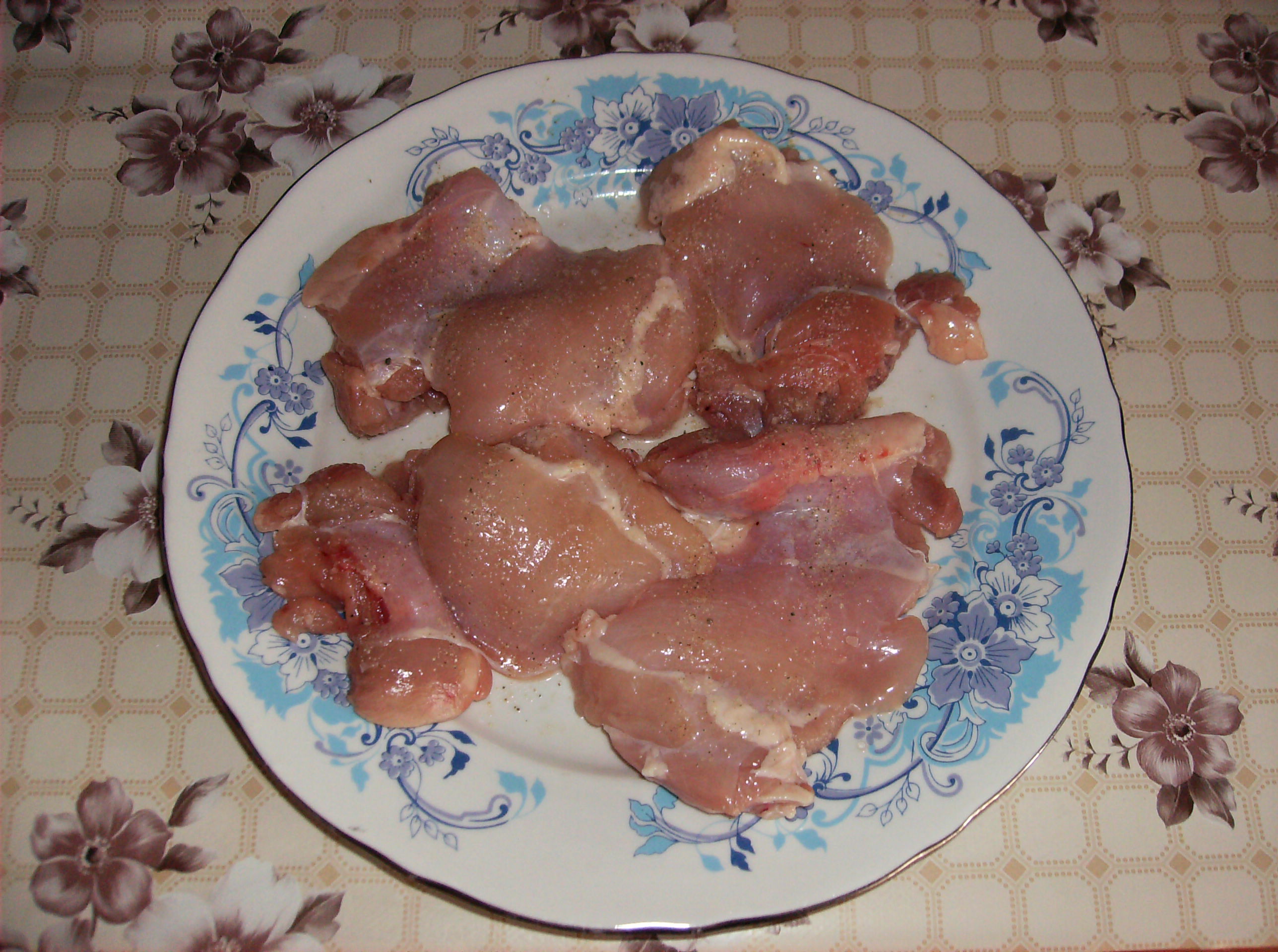 Tocăniţă de pui în sos delicios de legume şi bere