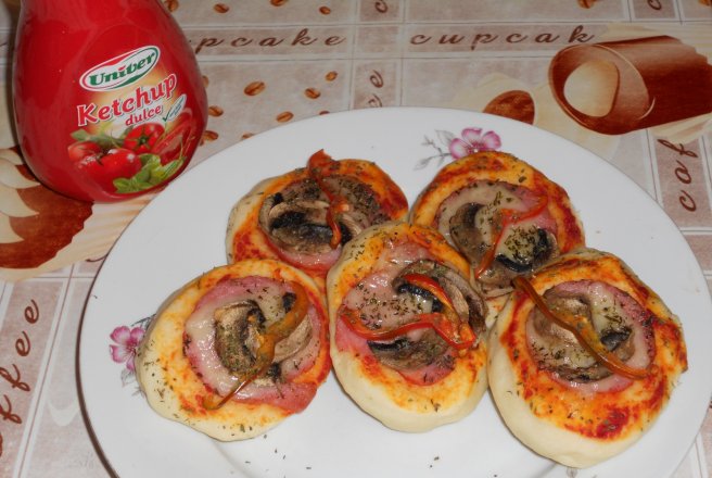 Mini Pizza Delicioasa