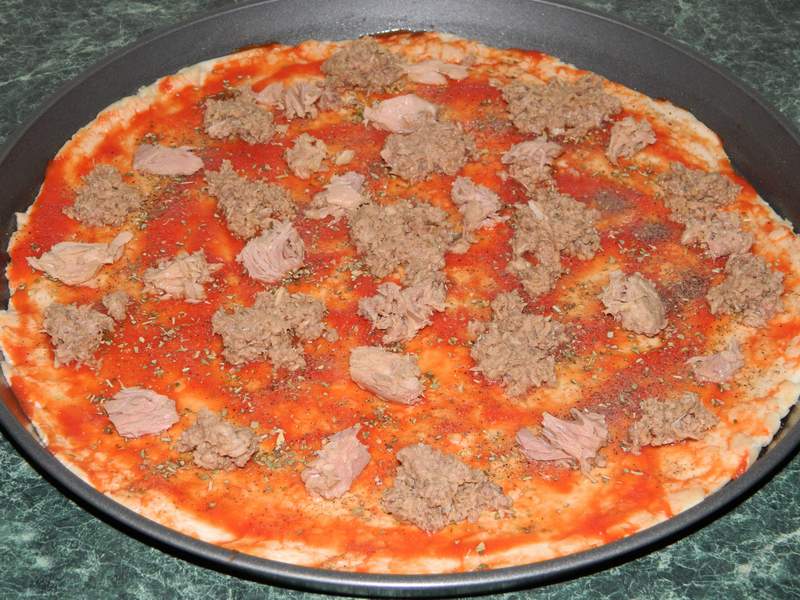 Pizza cu ton