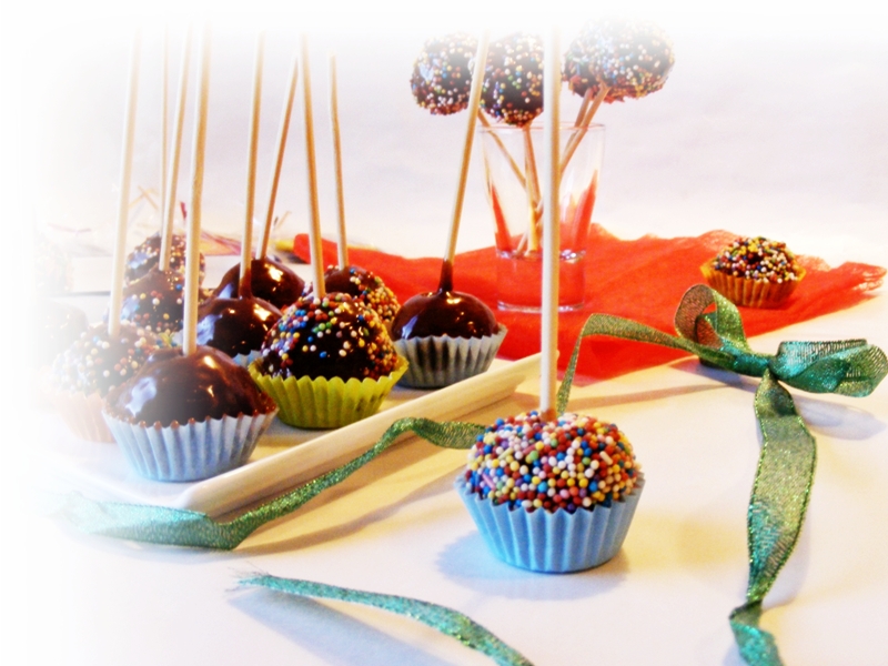 Cake pops cu rom si ciocolata