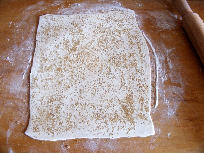 Foietaj cu frisca