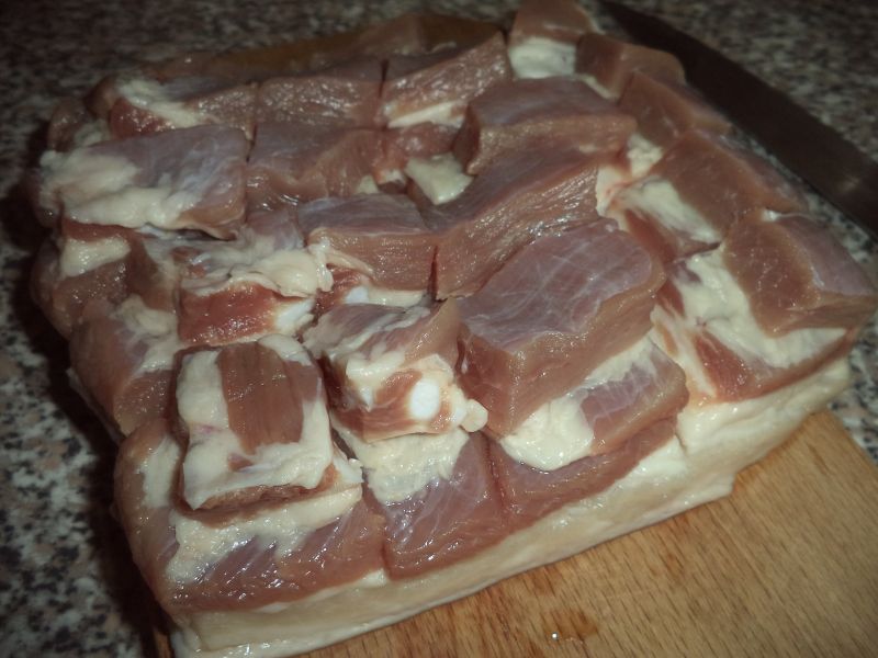 Piept de porc fiert in zeama de varza