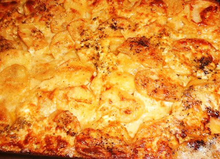 Cartofi gratinati