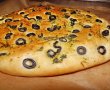 Focaccia cu masline si busuioc-4