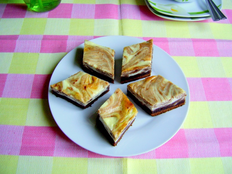 Cheesecake Brownies - Negresa cu branza