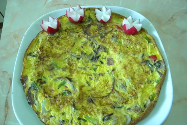 Frittata cu legume si prosciutto crudo