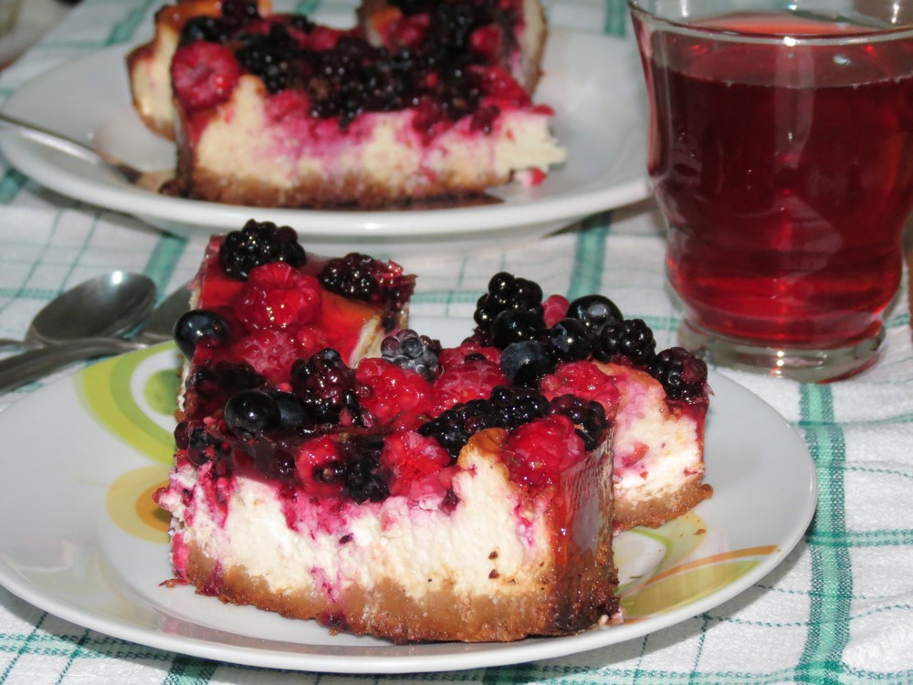 Cheesecake cu fructe de padure