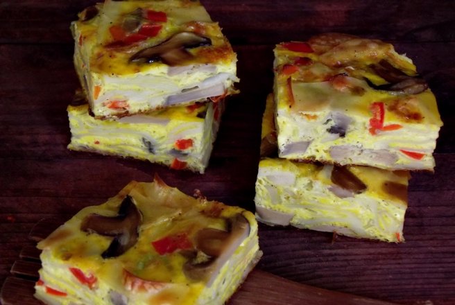 Aperitiv frittata cu paste si legume