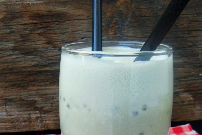 Milkshake cu lemongrass si inghetata de lamaie