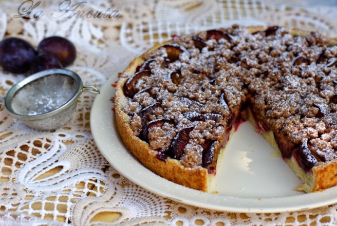 Tarta cu prune si scortisoara