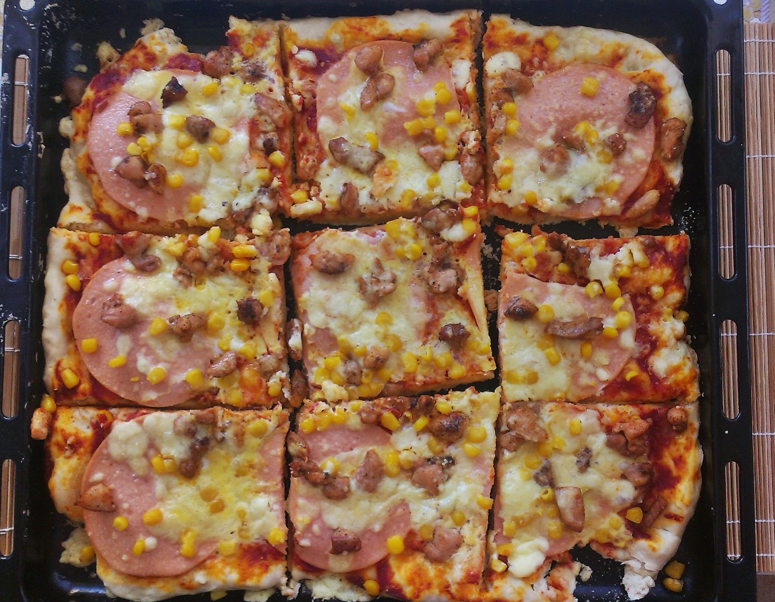 Pizza cu pui