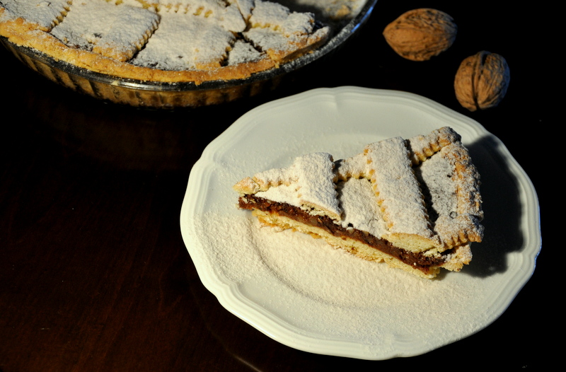 Tarta cu nuci si magiun de prune