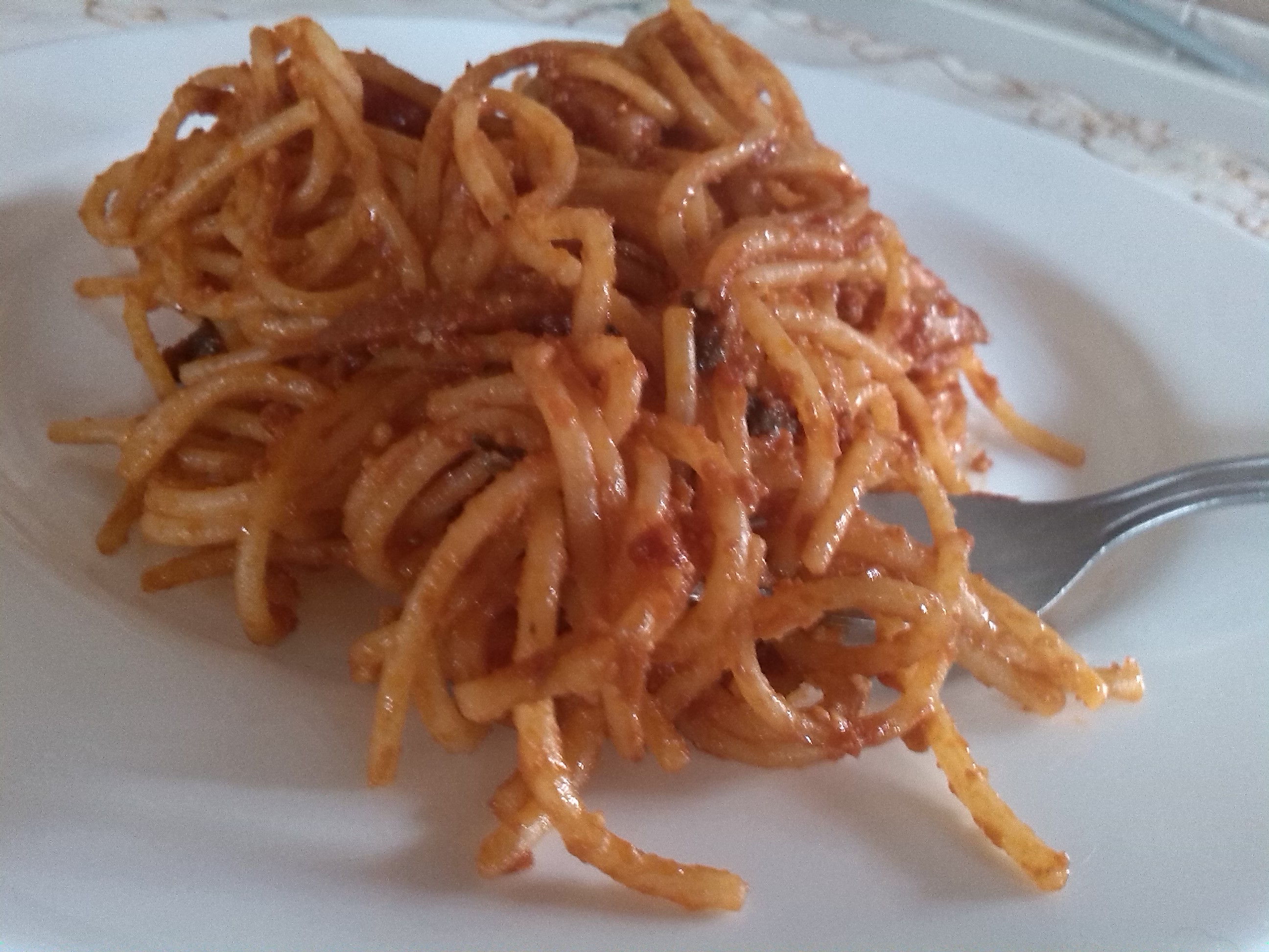 Spaghetti mit Tomatensauce