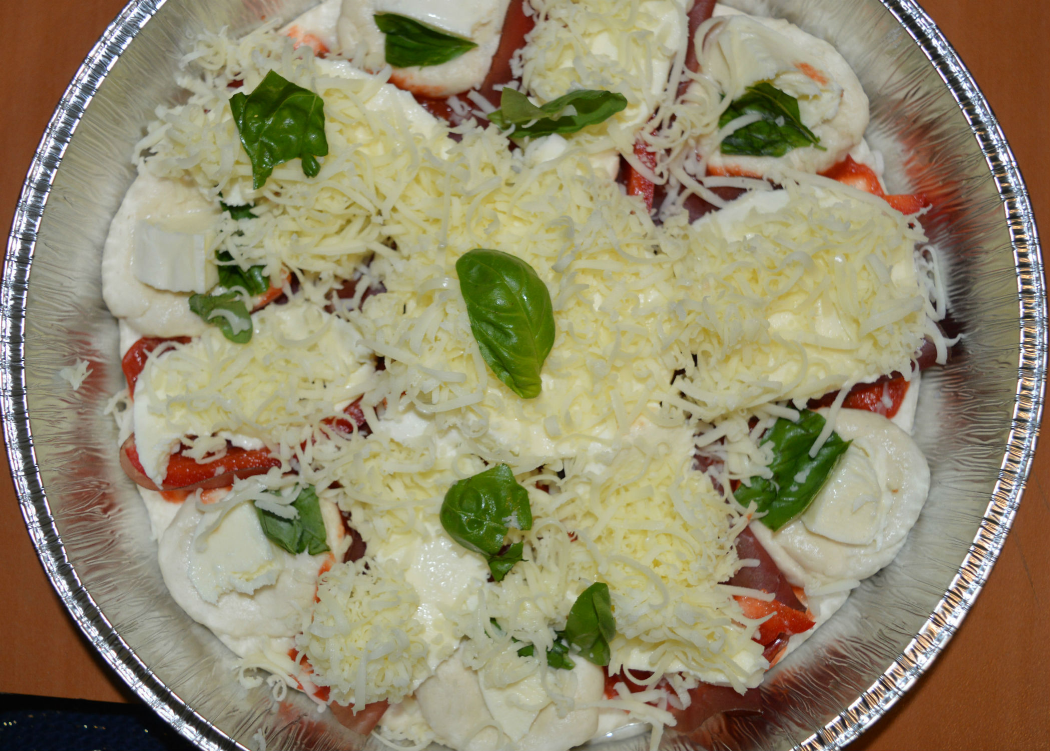 Pizza cu mozzarella